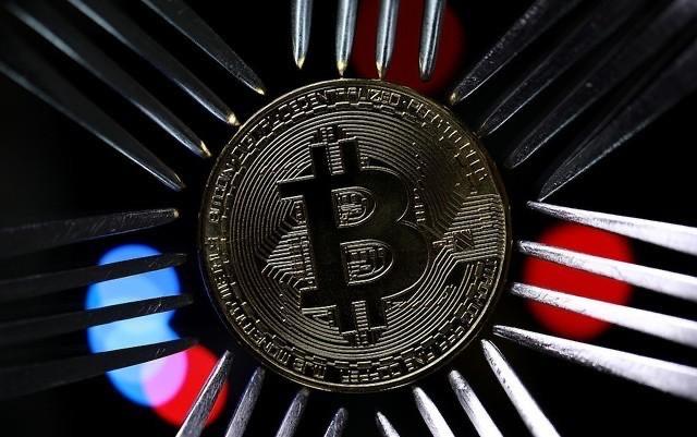 买比特(买比特币坐牢后,出来暴富的少年是谁)